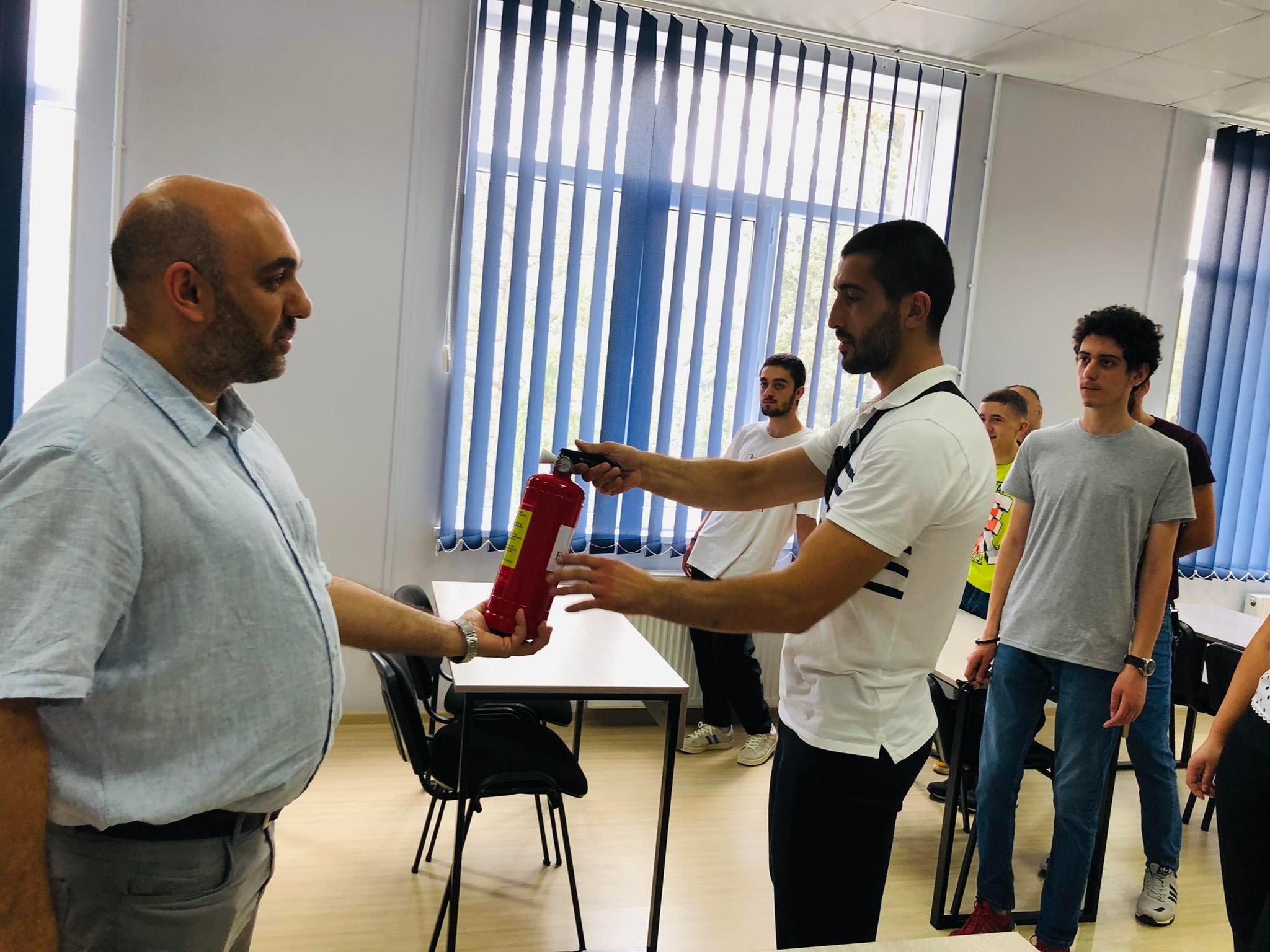 ღია კარის დღე